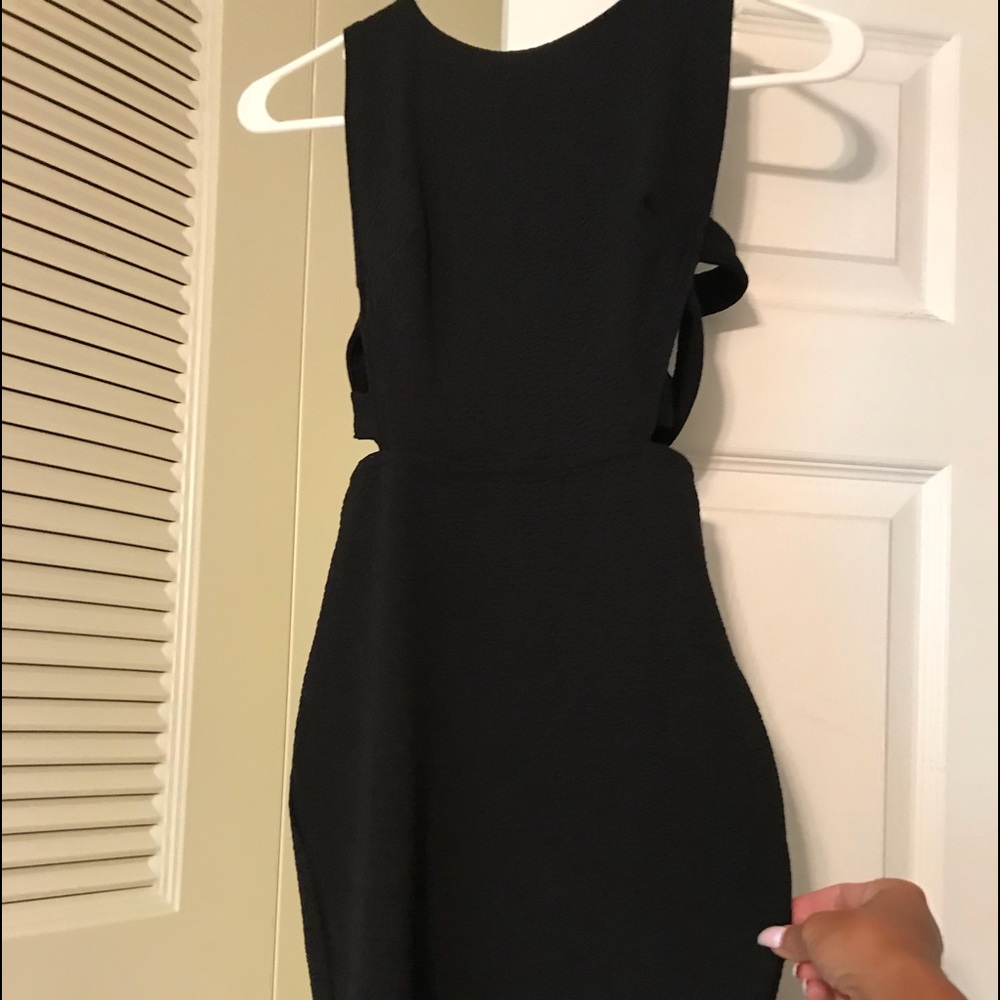 Black mini cross cross on sides dress